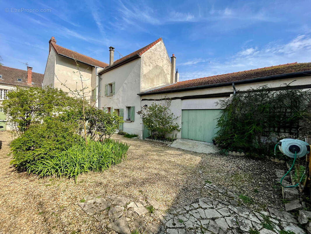 Maison à LA FERTE-SOUS-JOUARRE