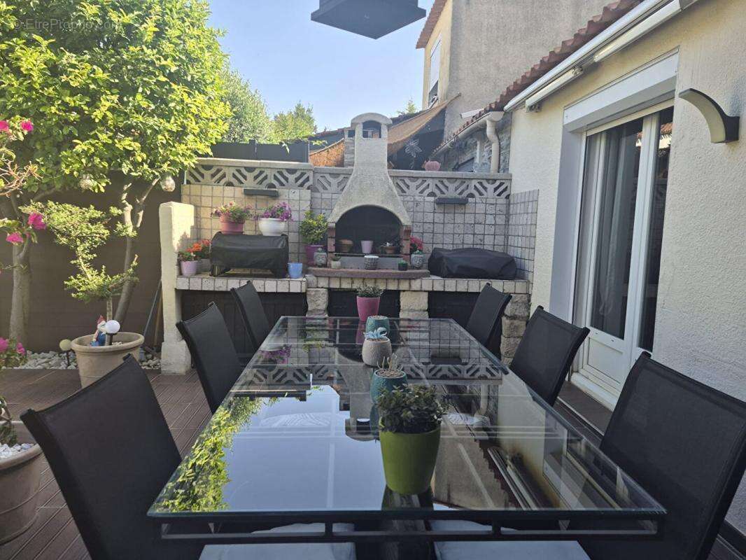 Maison  4 pièce(s) 80 m2, piscine et jardin - photo 2