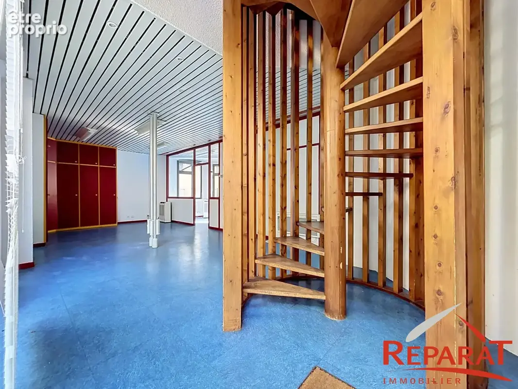Commerce 156 m² à Brive-La-Gaillarde  - photo 5