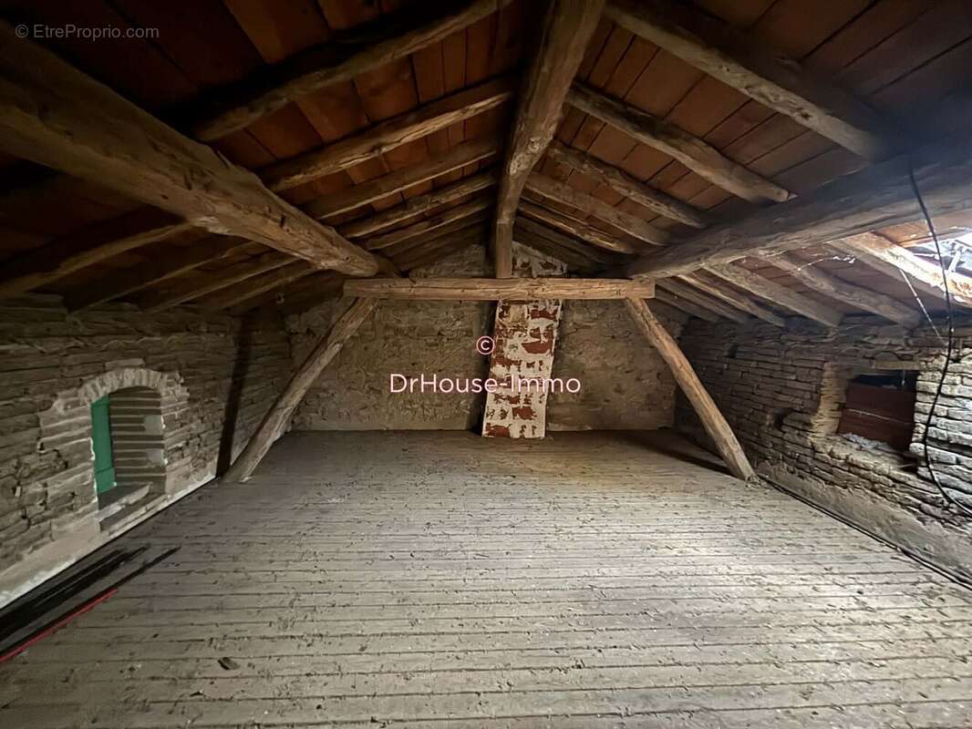 Maison à AMBRES