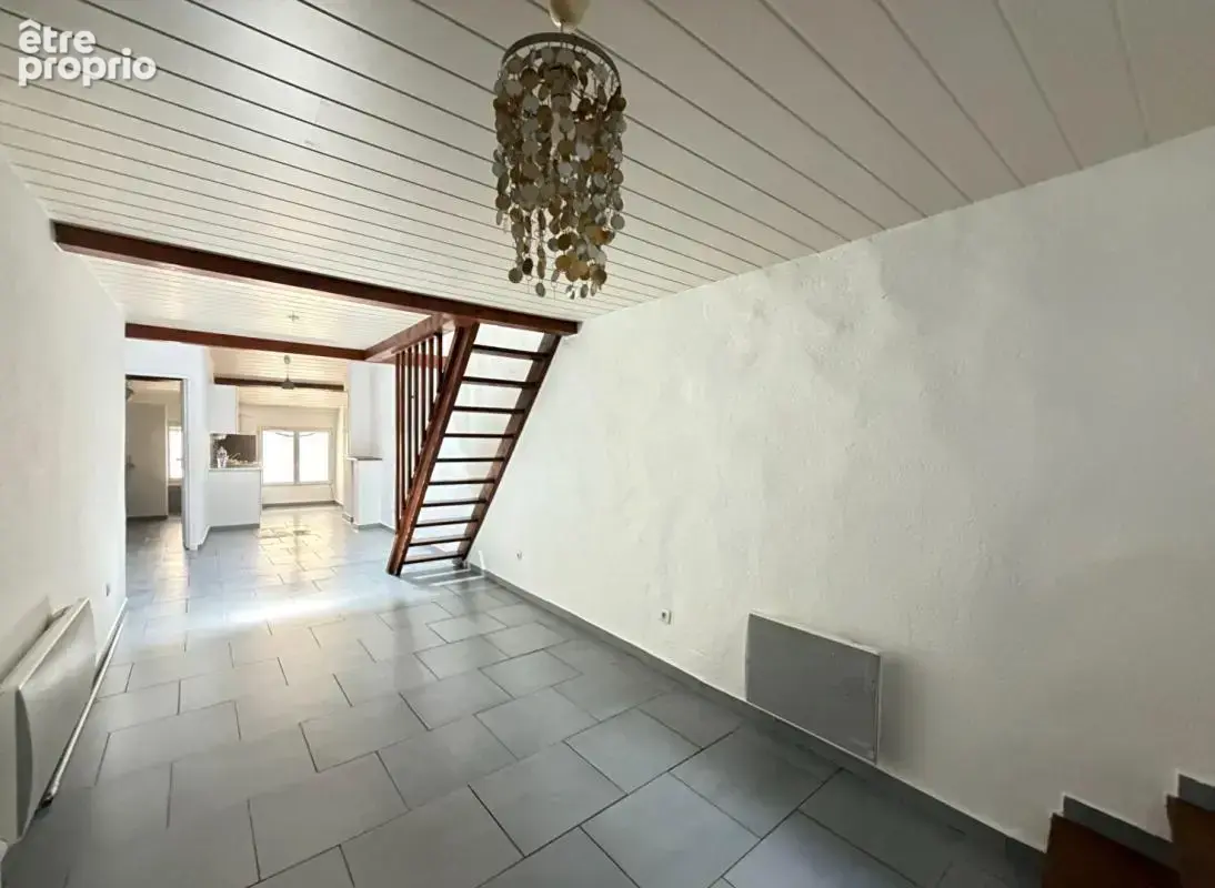 immeuble avec 2 appartements, garage et caves - LE VAL - photo 11