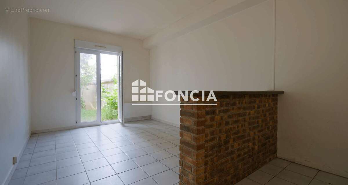 Studio de plus de 23 m2 avec jardin et garage - photo 4