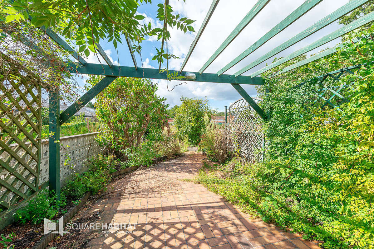 Maison à VIEUX-CONDE