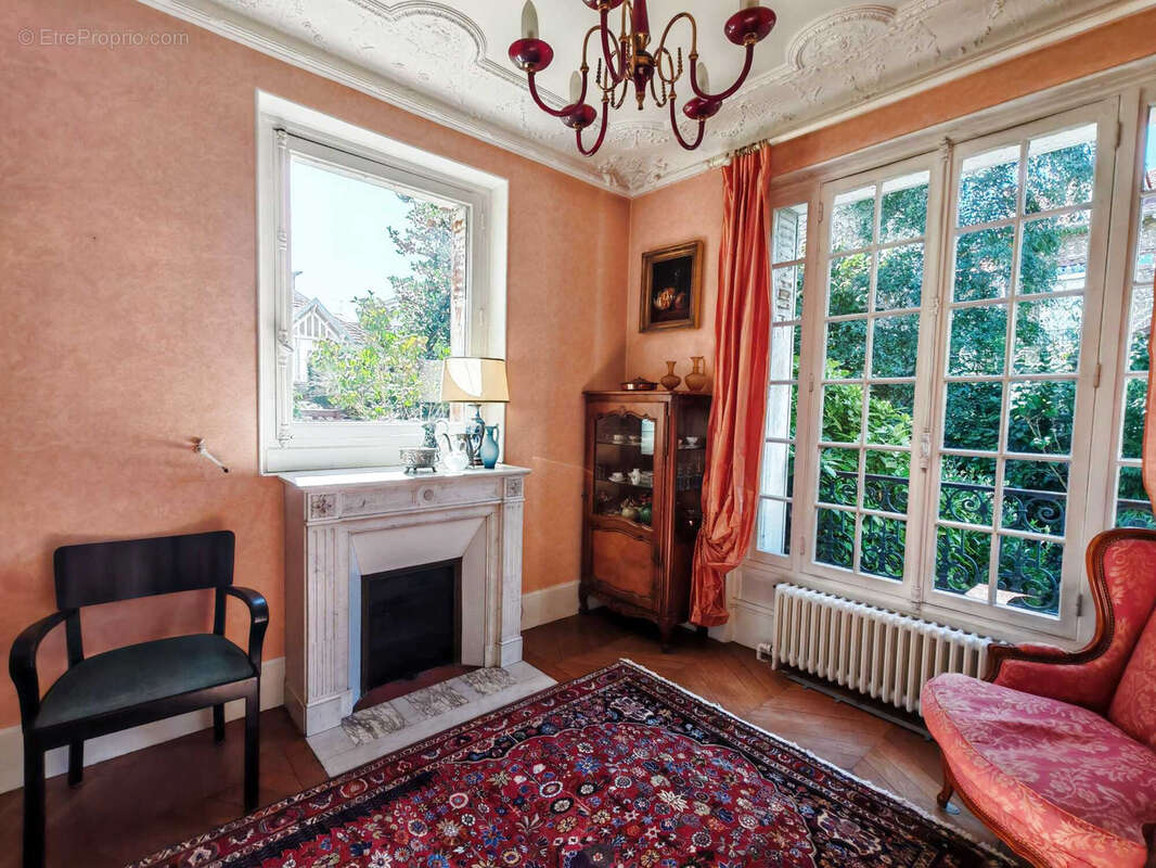 Maison à VERSAILLES