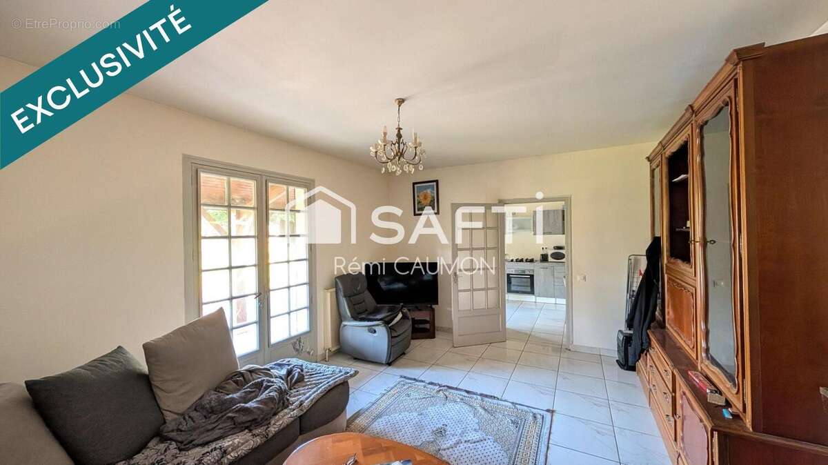 Maison 113 m² à Condezaygues  - photo 6