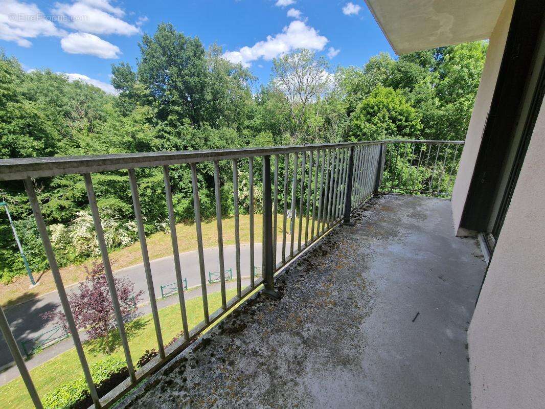 Appartement à VAIRES-SUR-MARNE