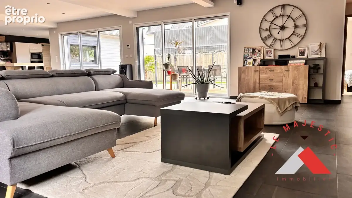Maison 5 pièces 191 m² à vendre à Plerguer (35540) - photo 2
