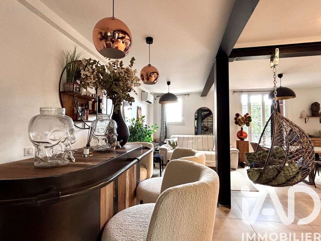 Photo 3 - Maison à VILLEMOMBLE