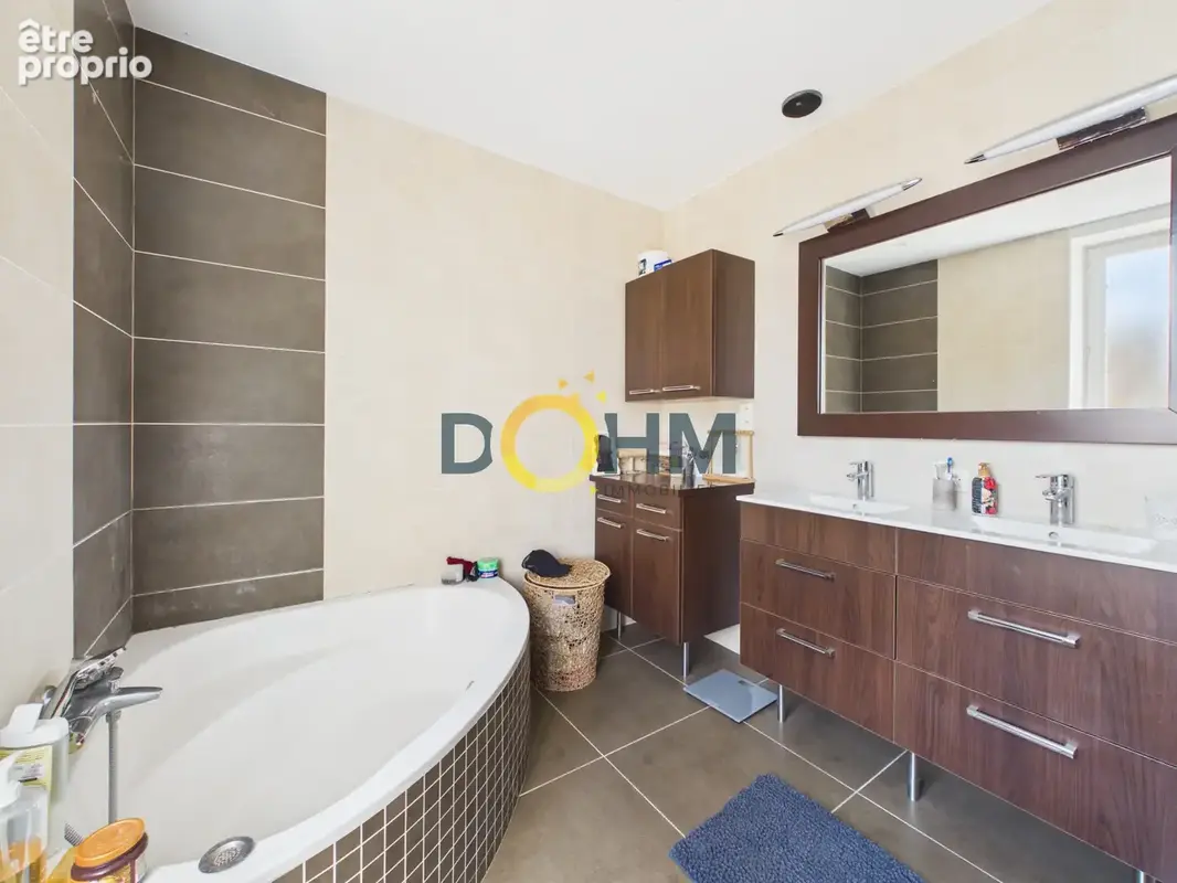 Appartement T4 92 m2 - 3 chambres - Garage - Dernier étage - Montrond Les Bains - photo 6