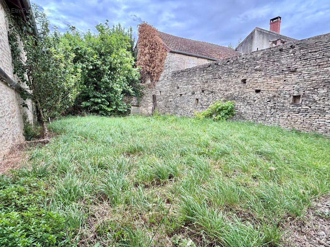 À Vendre – Dijon Nord, PICHANGES , Grange de caractère à réinventer - photo 18