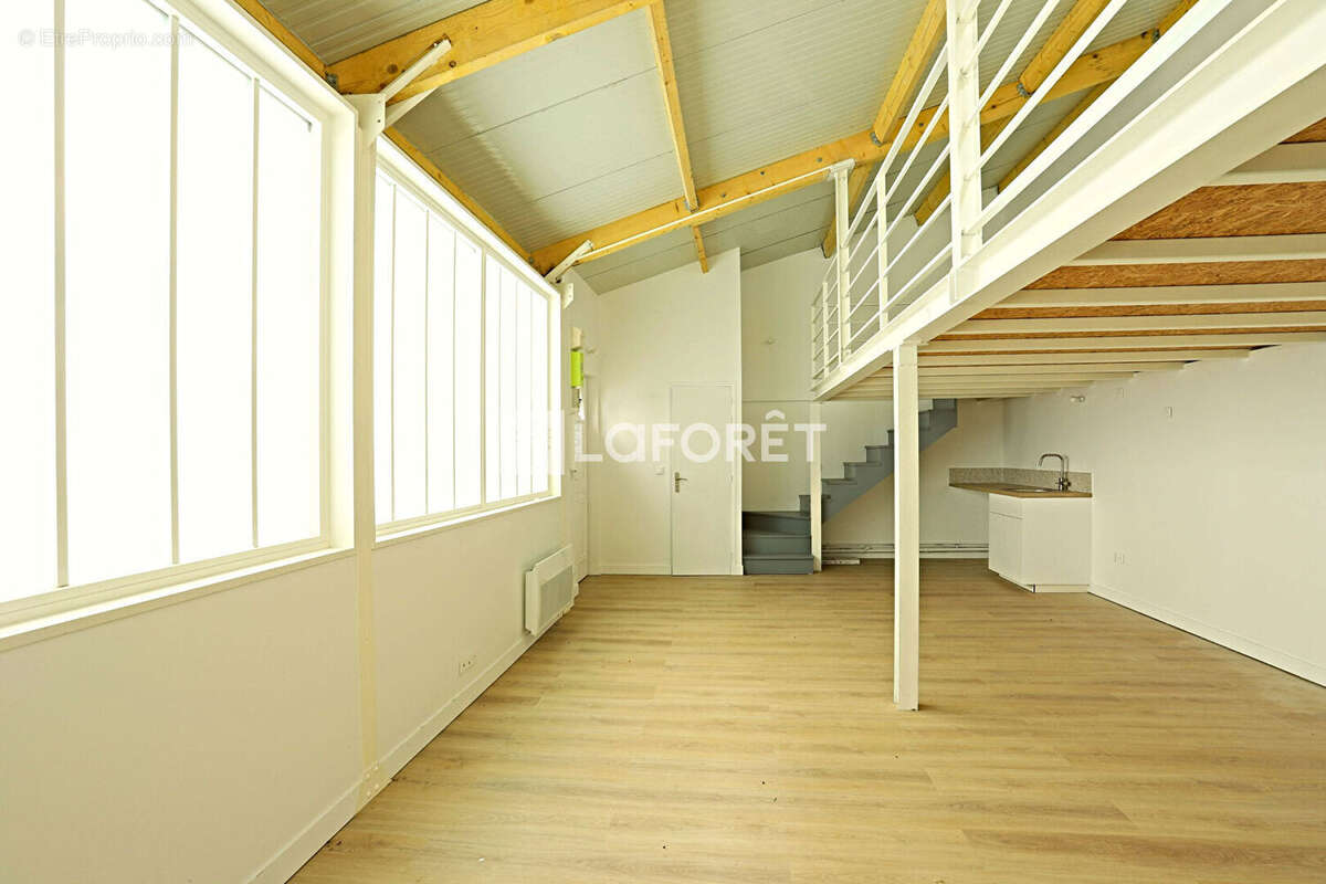 Commerce à MONTROUGE