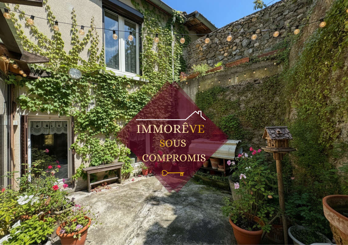 Maison à SAINT-PIERRE-DE-BOEUF