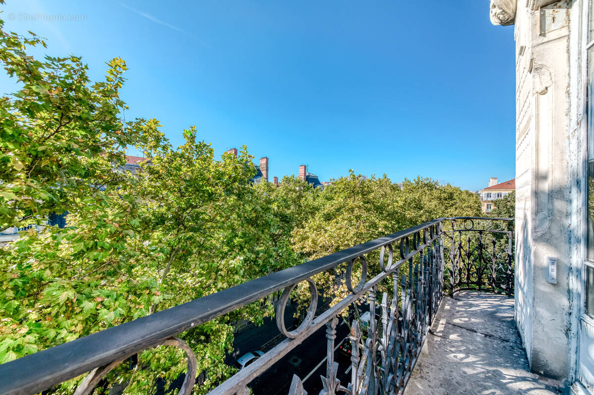 Appartement à LYON-6E