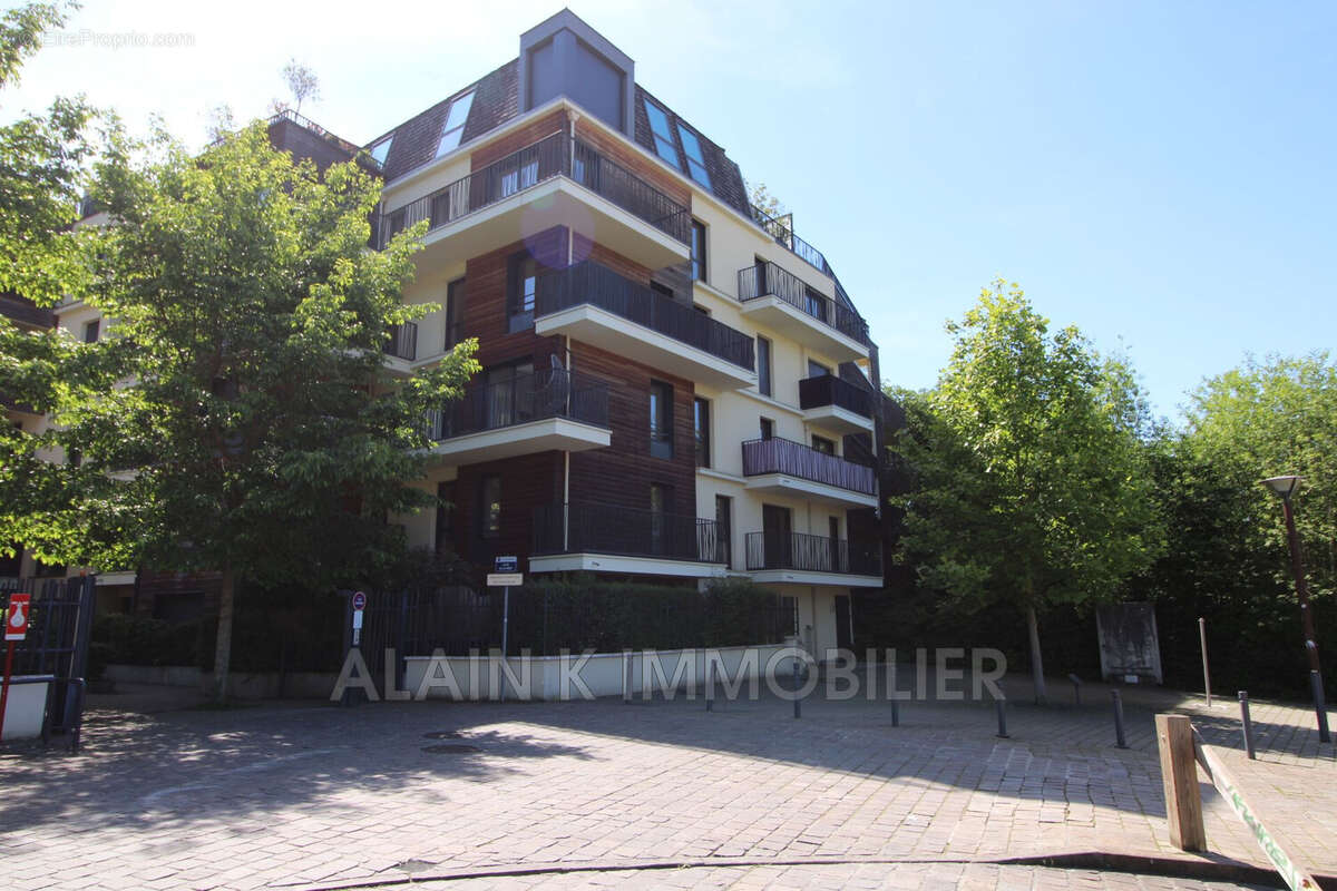 Appartement à CHAVILLE