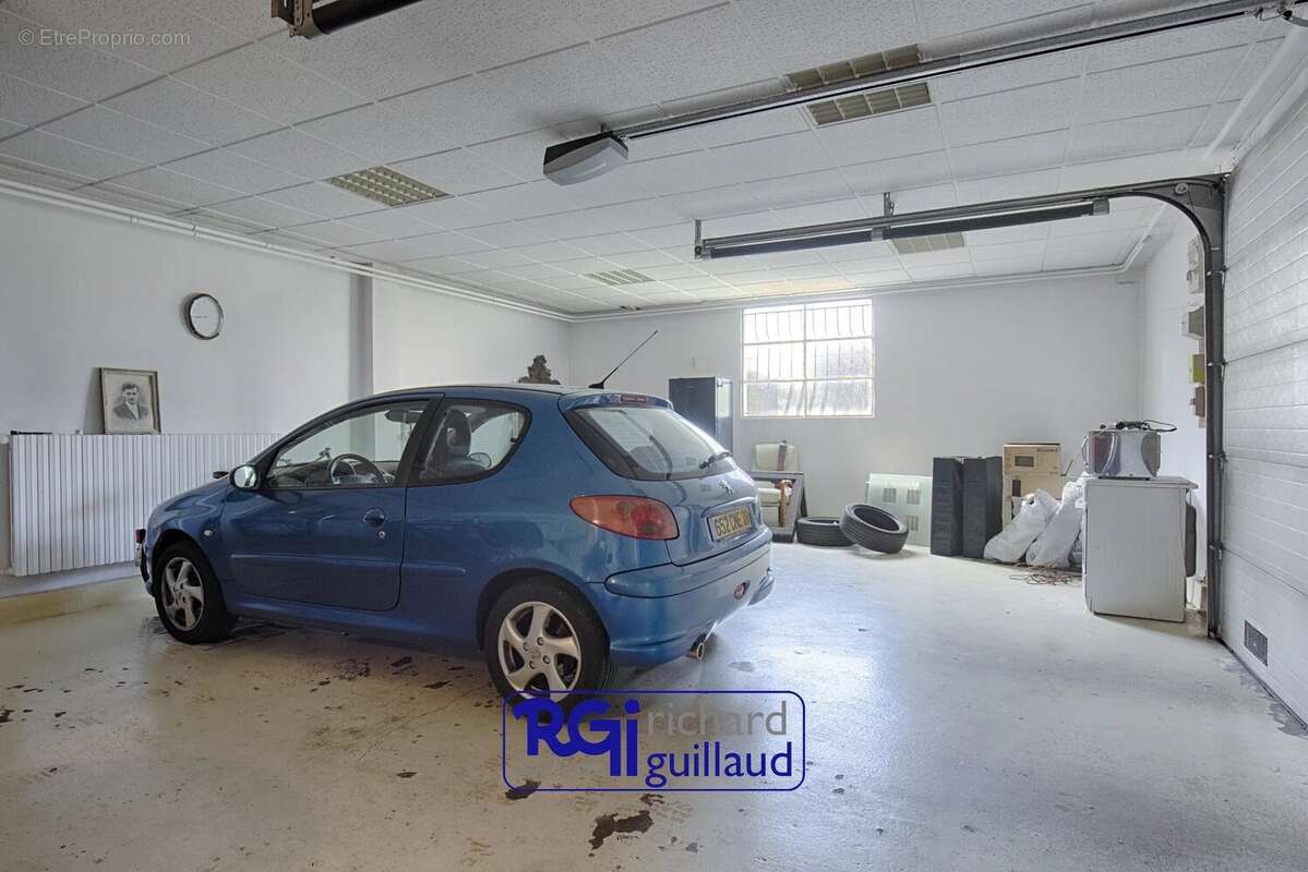 Maison à LA TOUR-DU-PIN