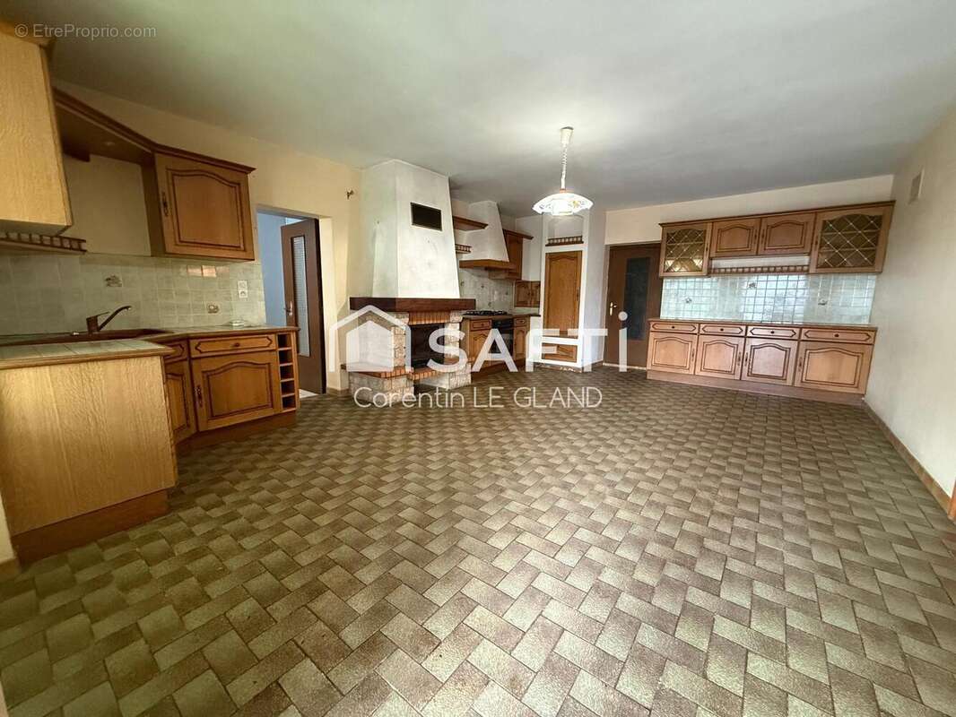 Maison 200 m² à Thehillac  - photo 2