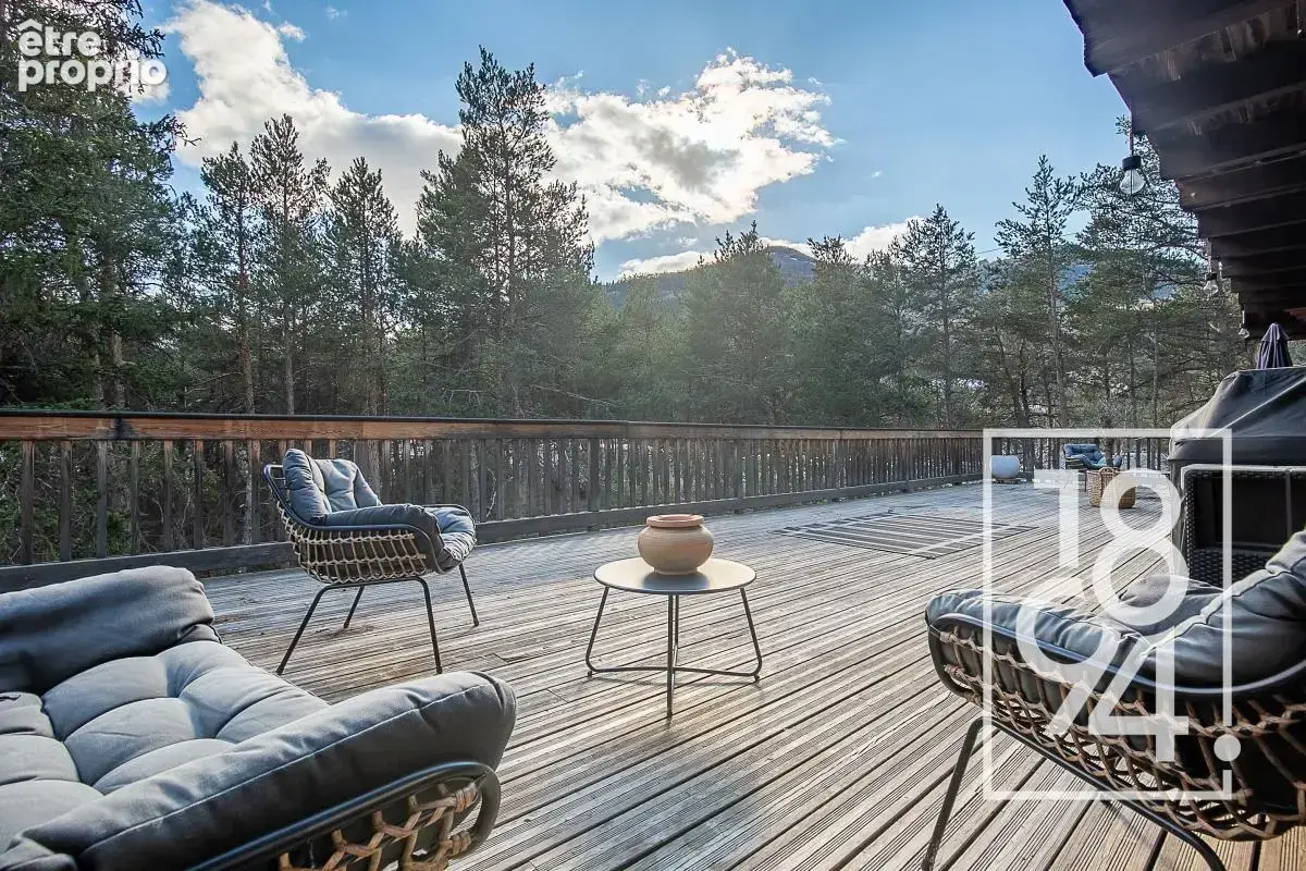 Chalet T12 à vendre Uvernet-Fours 04 (04400)  334 m²  Terrasses, Jardin  - photo 47