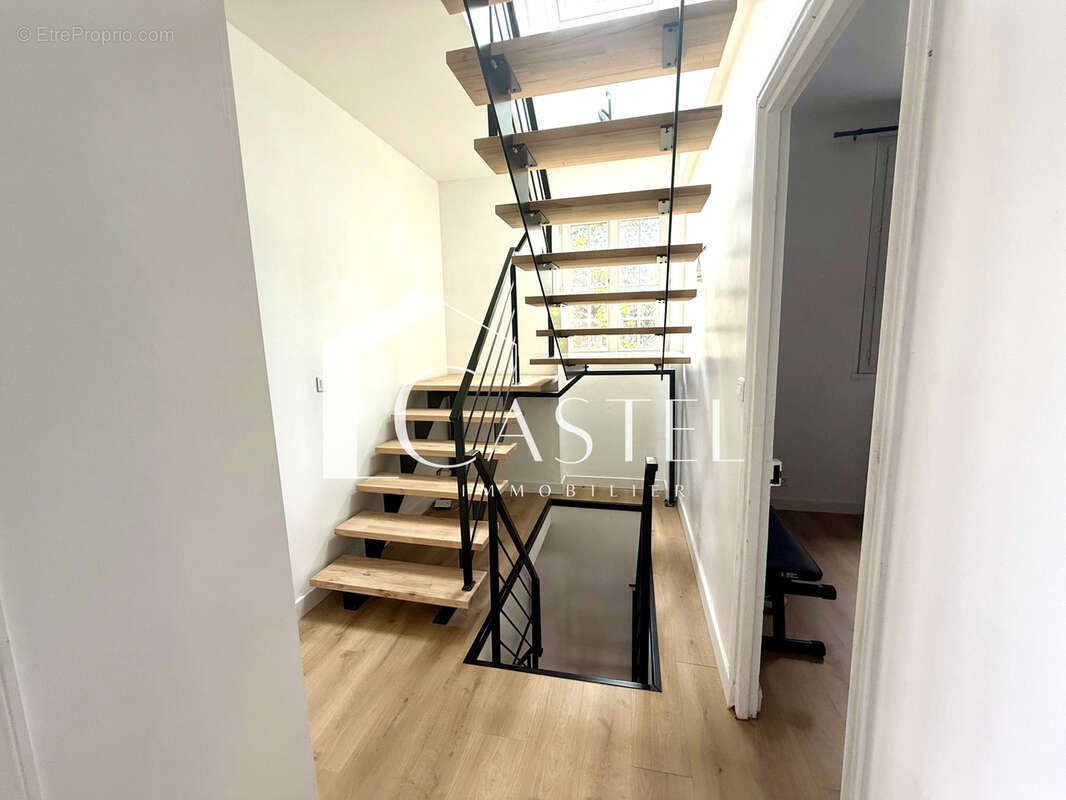 Orgeval, maison ancienne rénovée, 104 m2 - photo 9