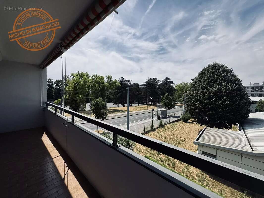 Appartement à LYON-9E