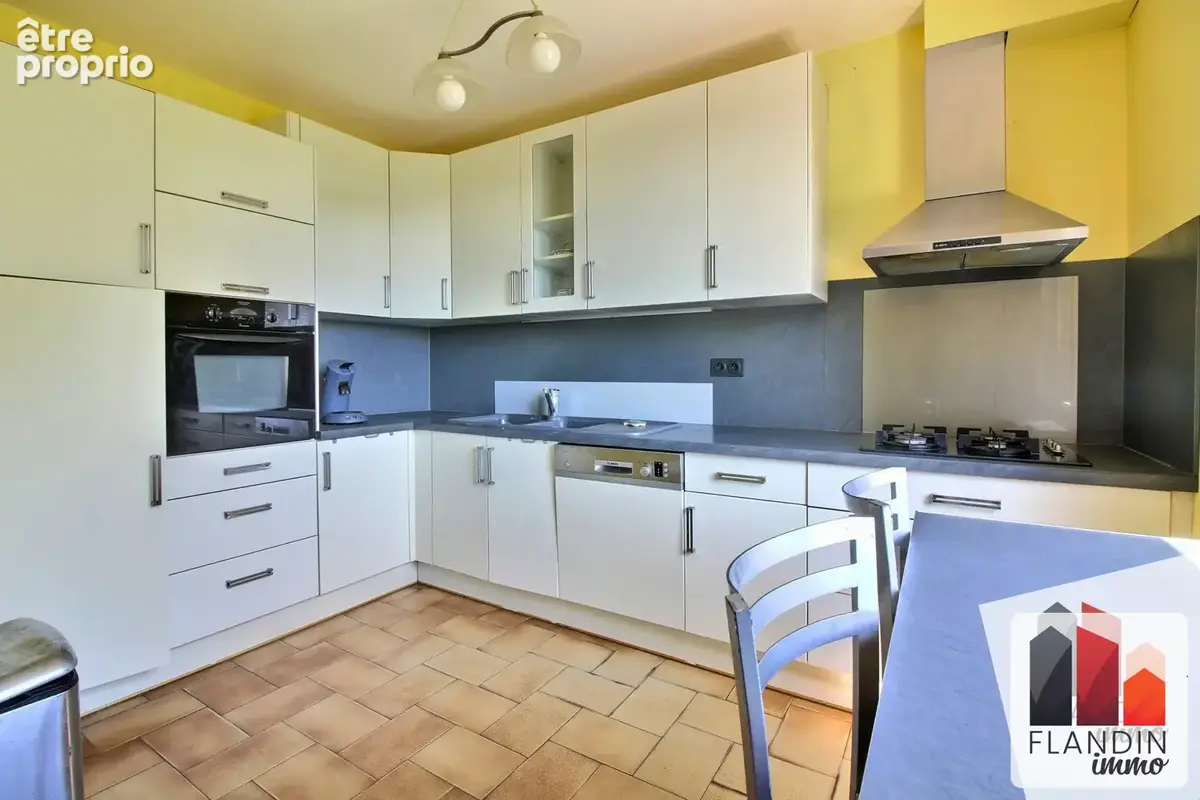 Maison 5 pièces 128 m² à vendre à Taluyers (69440) - photo 4