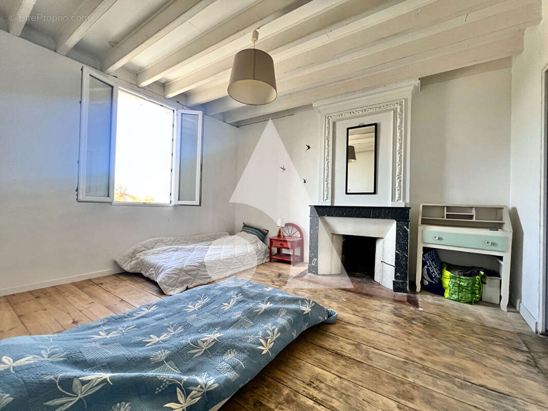 Maison à LA RIVIERE