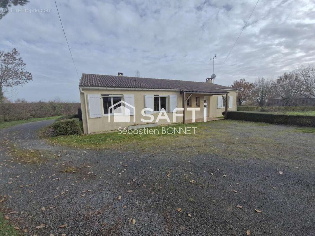 Photo 9 - Maison à LE CHAMP-SAINT-PERE