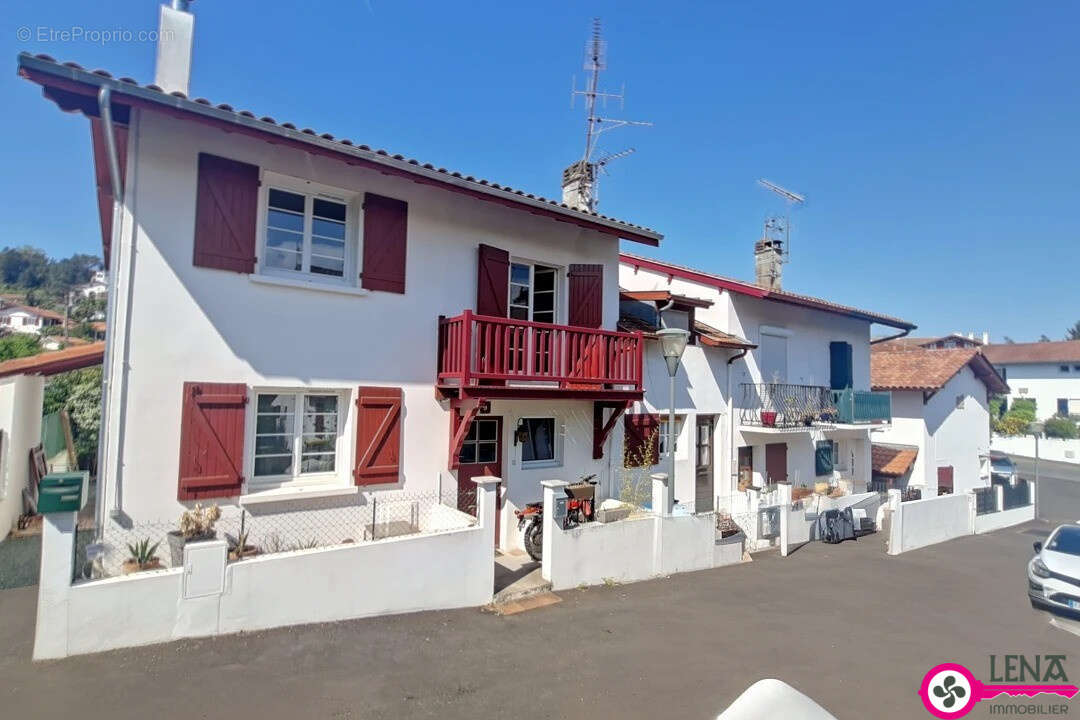 Maison à CIBOURE