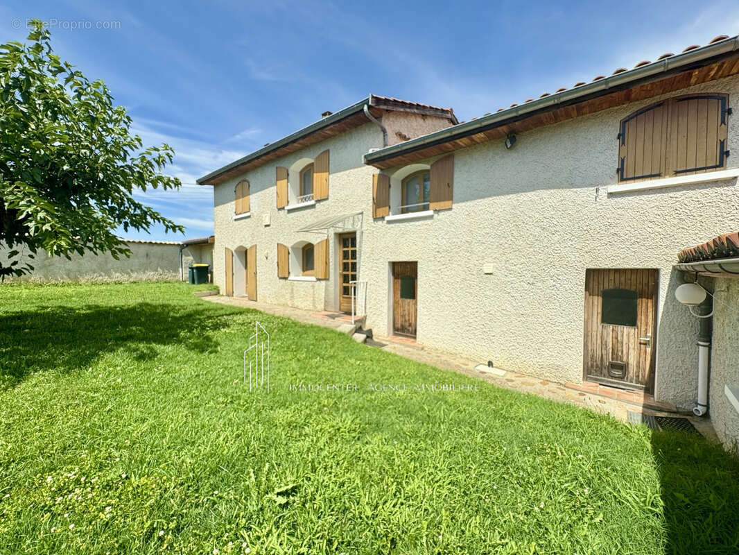 Maison à ROUSSILLON