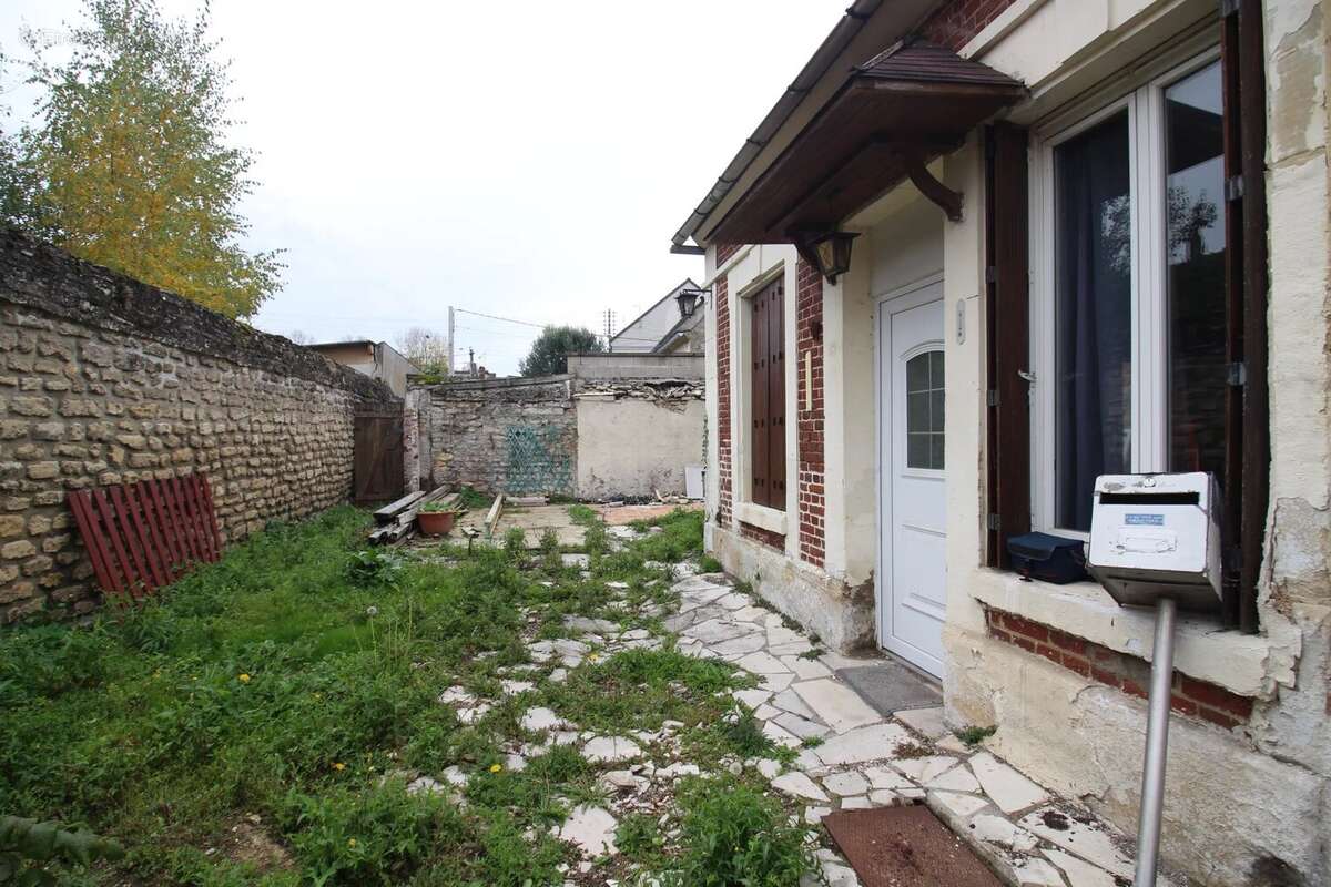 Maison à MOUY