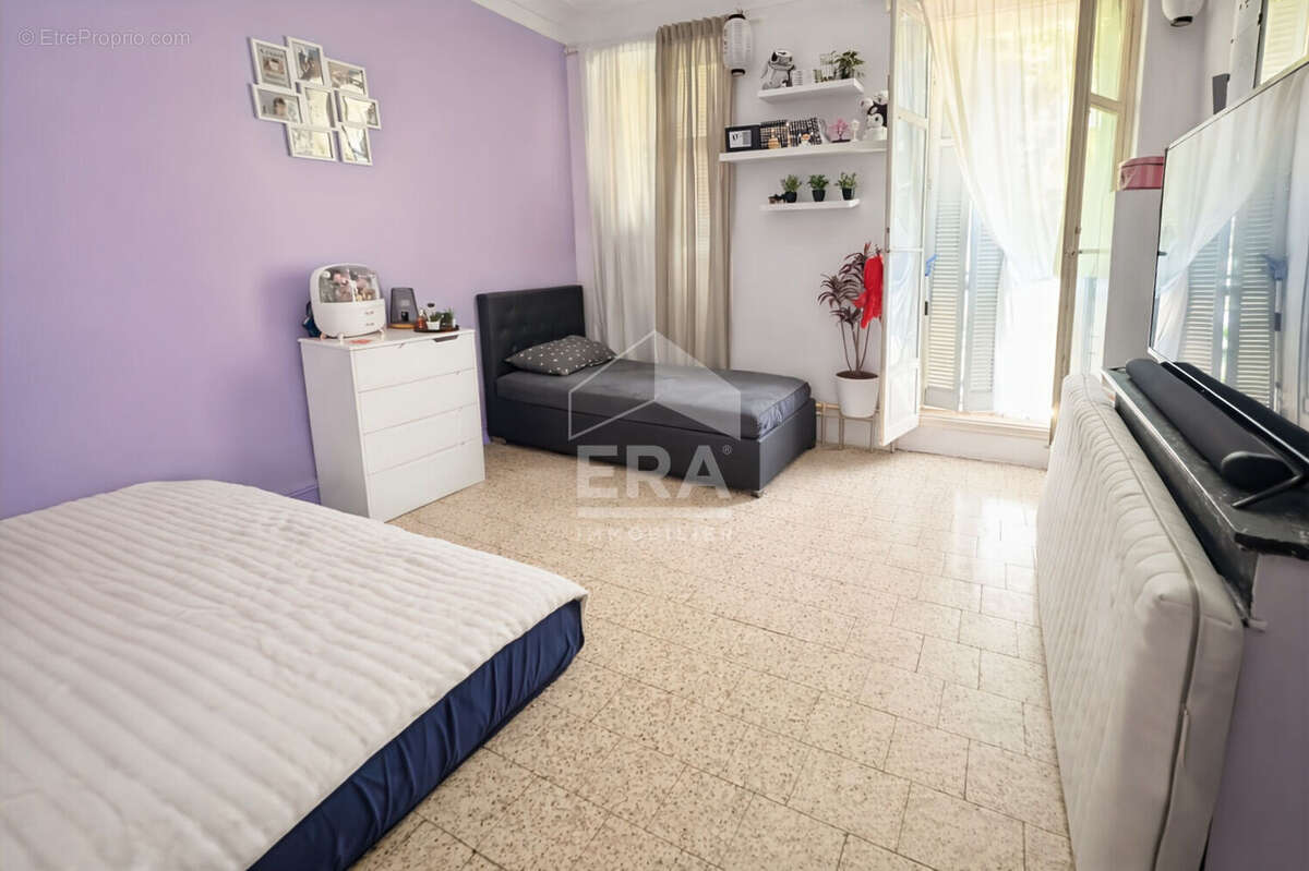 Appartement à MARSEILLE-3E