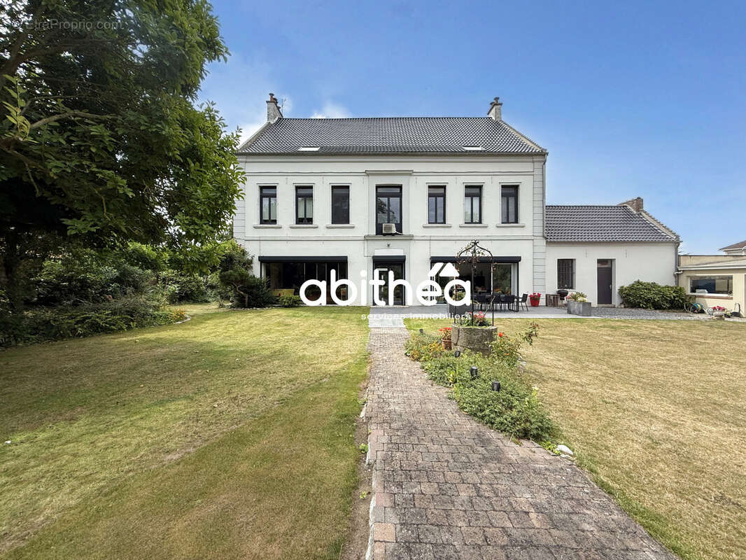 Maison à CANTIN
