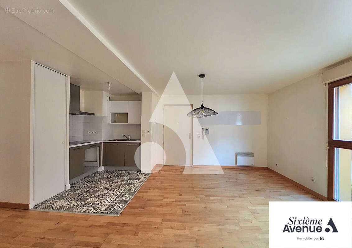 Appartement à ARPAJON