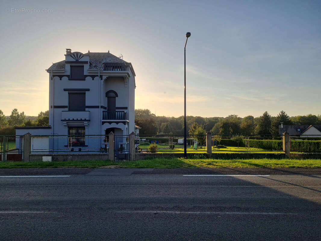 Maison à SAINT-MARCEAU
