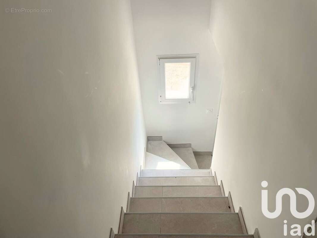 Photo 7 - Maison à PERNES-LES-FONTAINES