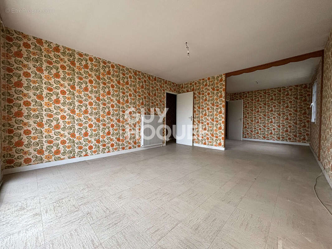 Maison à VERNOU-SUR-BRENNE