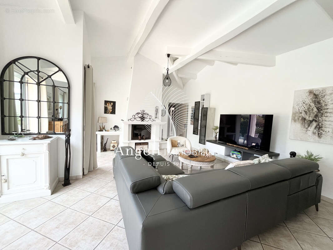 Maison à FREJUS