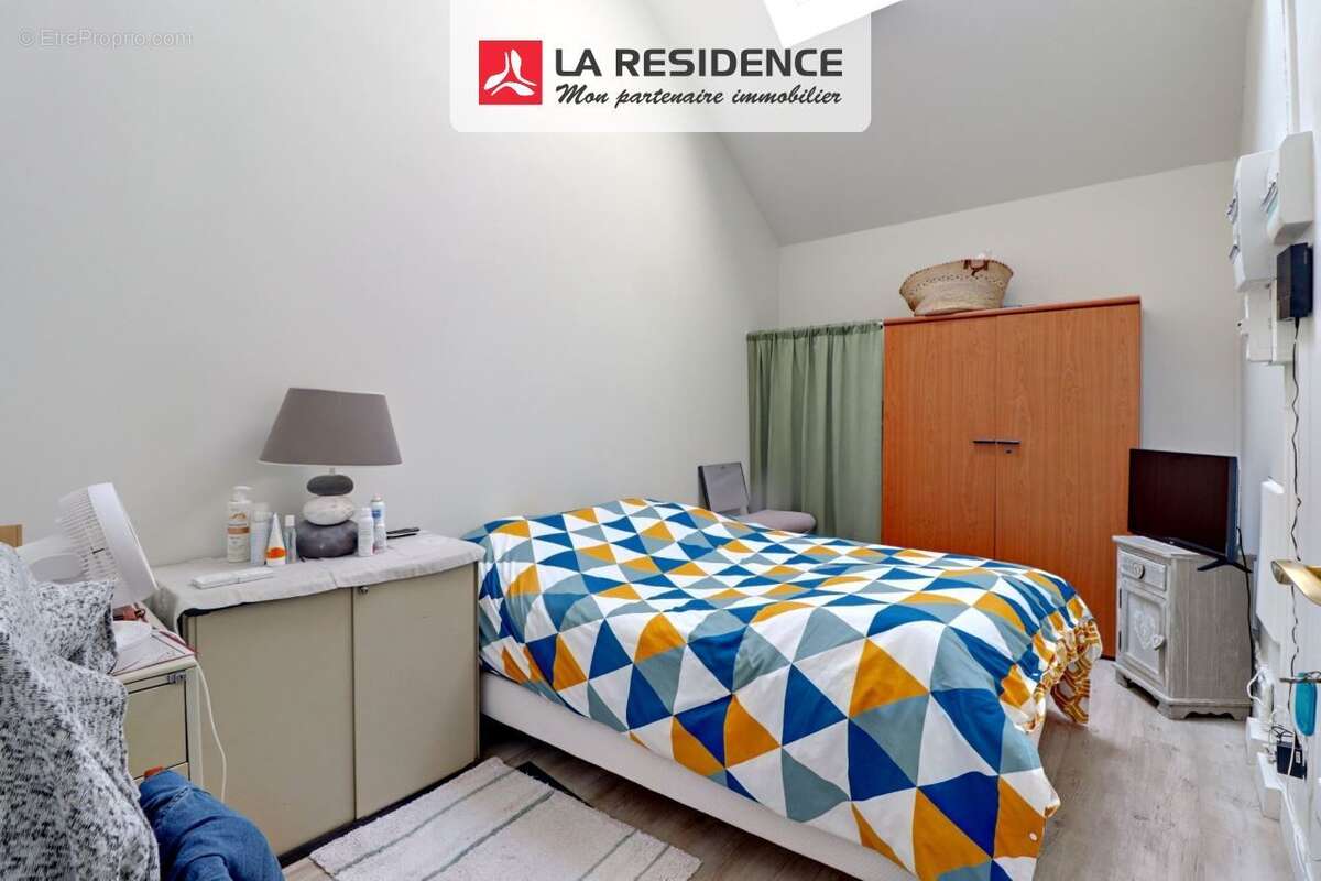 Maison à JOUY-LE-MOUTIER