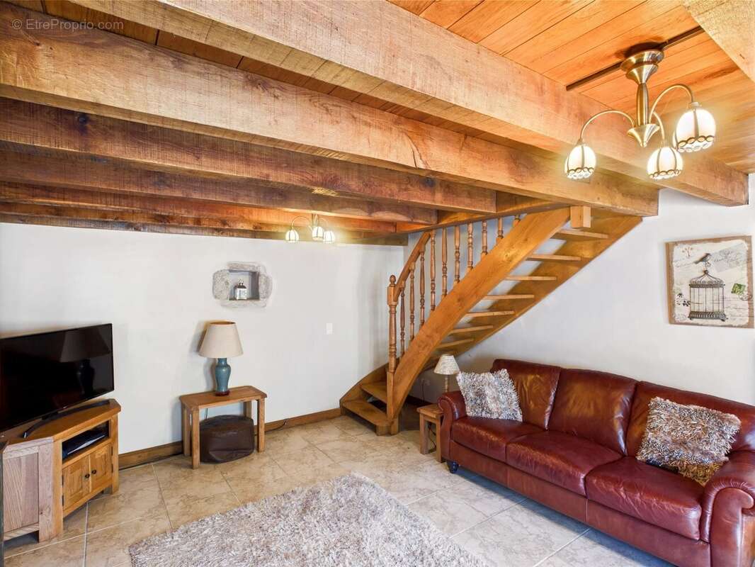Charmante maison en pierre avec piscine - photo 8