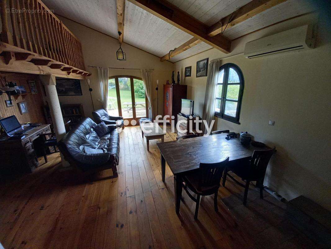 Maison 108 m² à Colombier-En-Brionnais  - photo 9