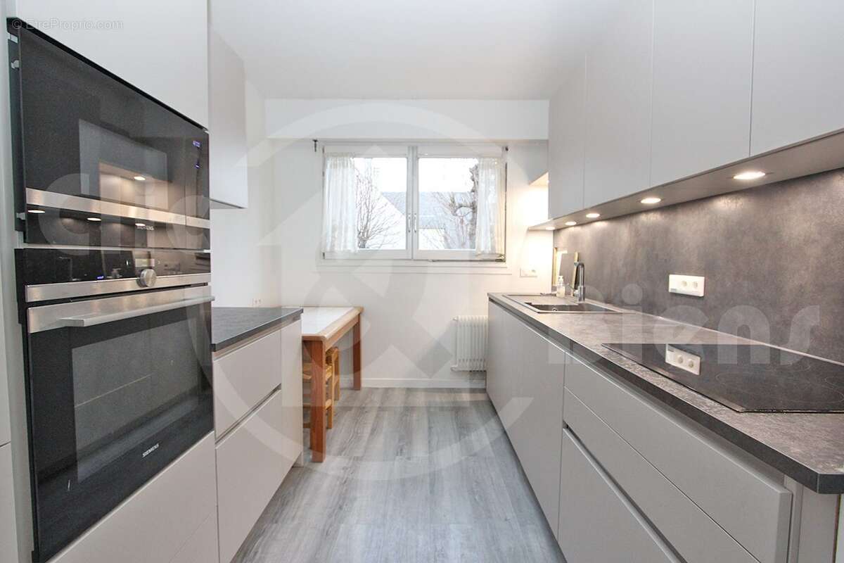 Appartement à VERSAILLES