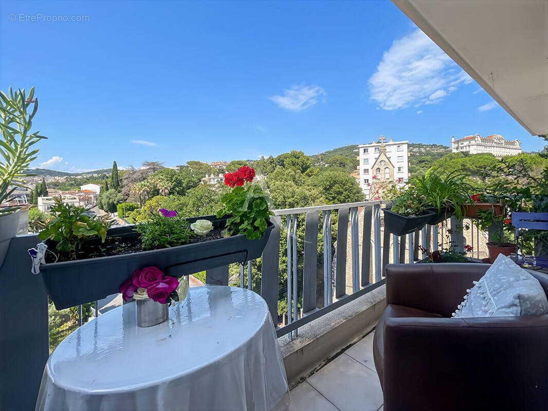 Appartement à CANNES