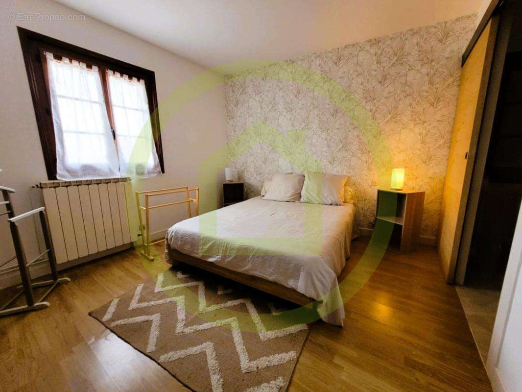 Maison à SAINTE-RAMEE