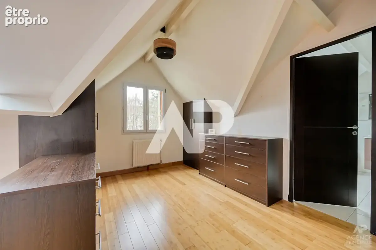 Maison Rueil Malmaison 6 pièce(s) 135 m2 - photo 15