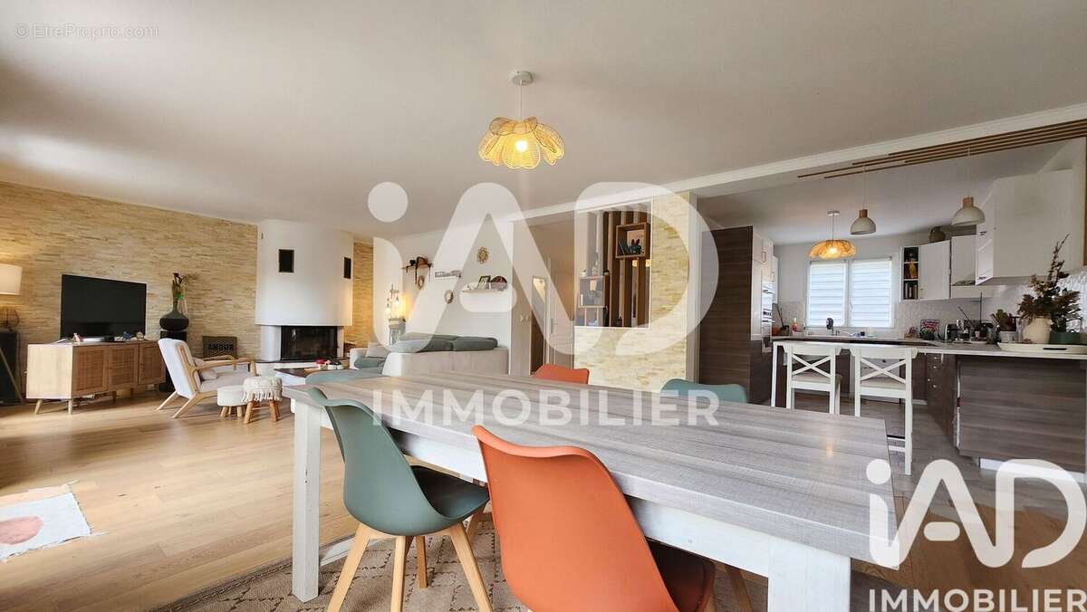 Photo 6 - Maison à OZOIR-LA-FERRIERE