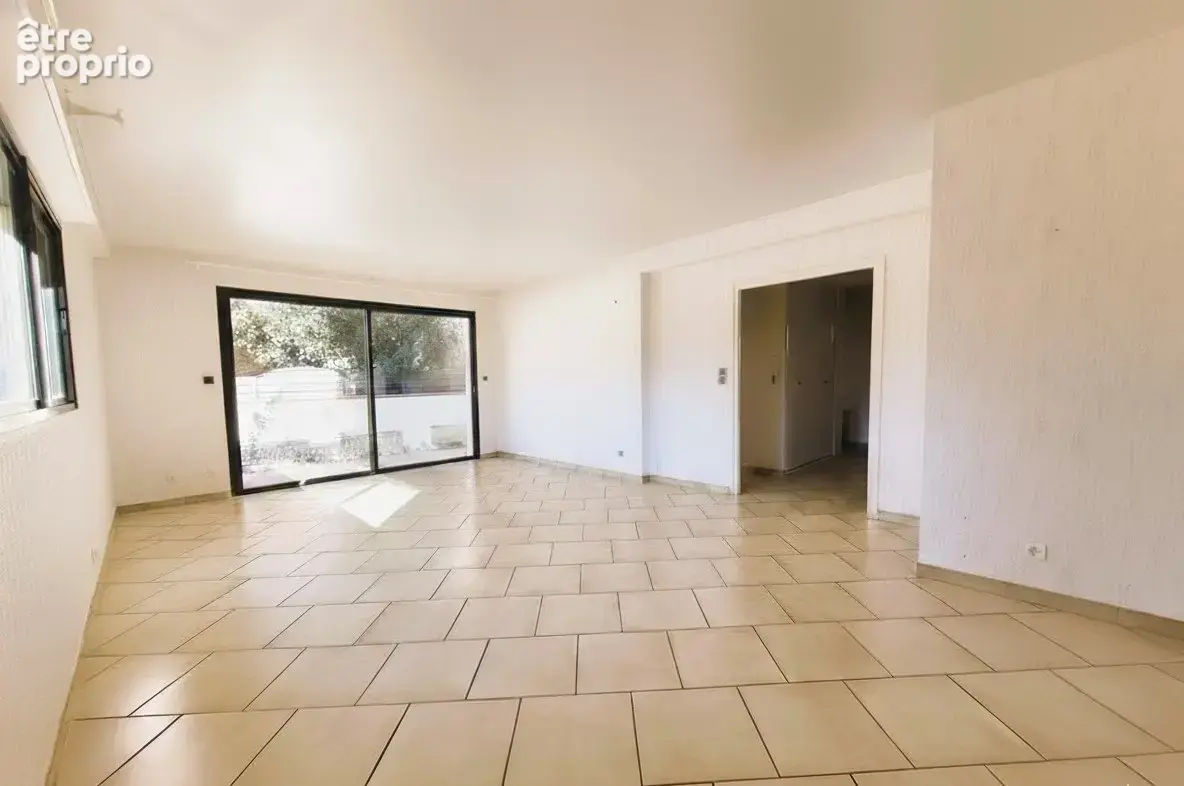 T3 Porte d’Espagne avec jardin et double garage - photo 4