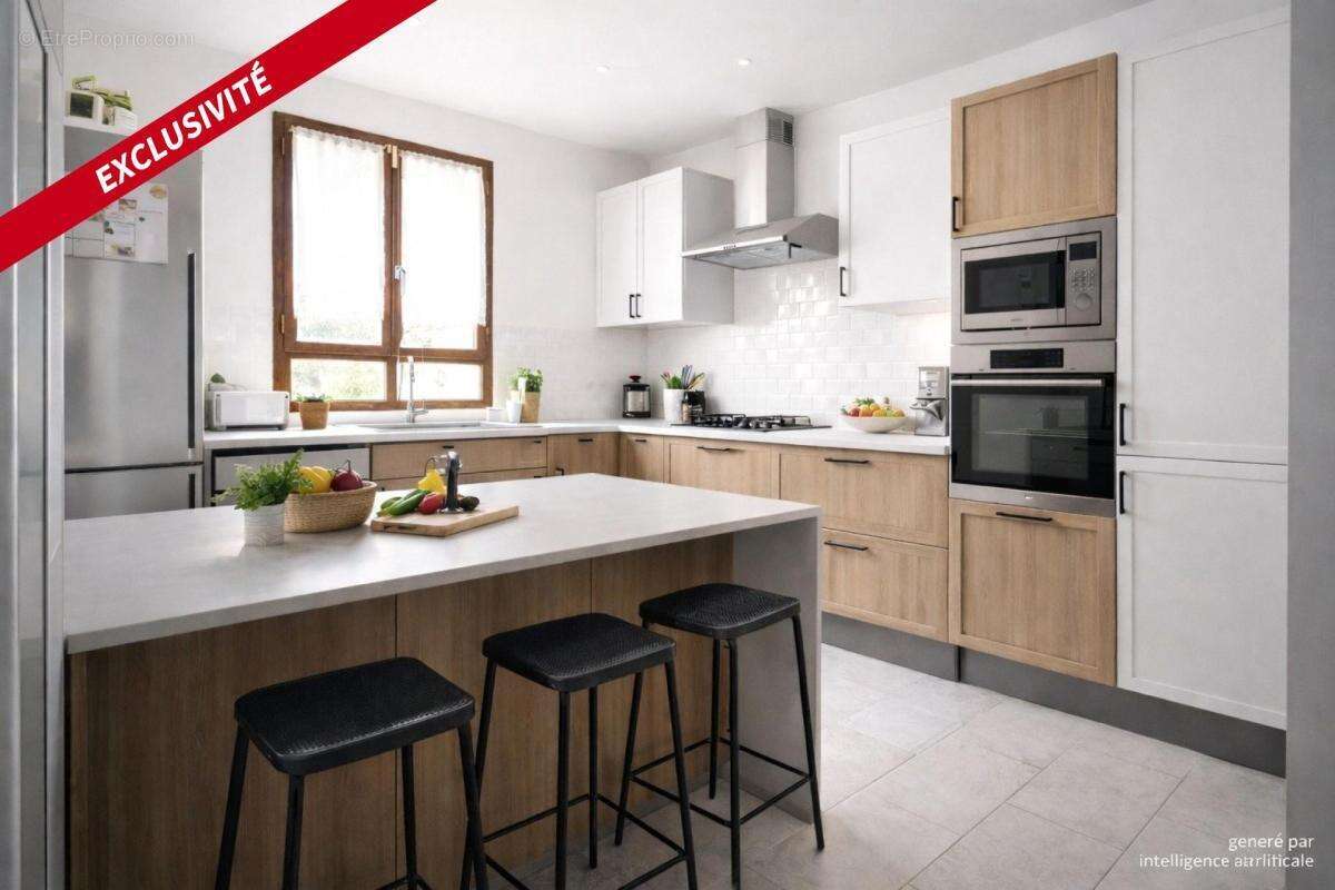 Maison à COULOMMIERS