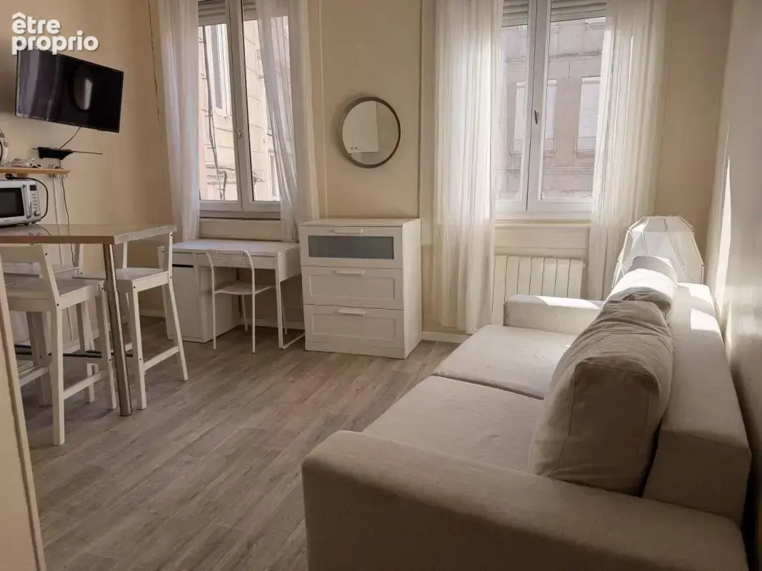 Appartement à SAINT-ETIENNE
