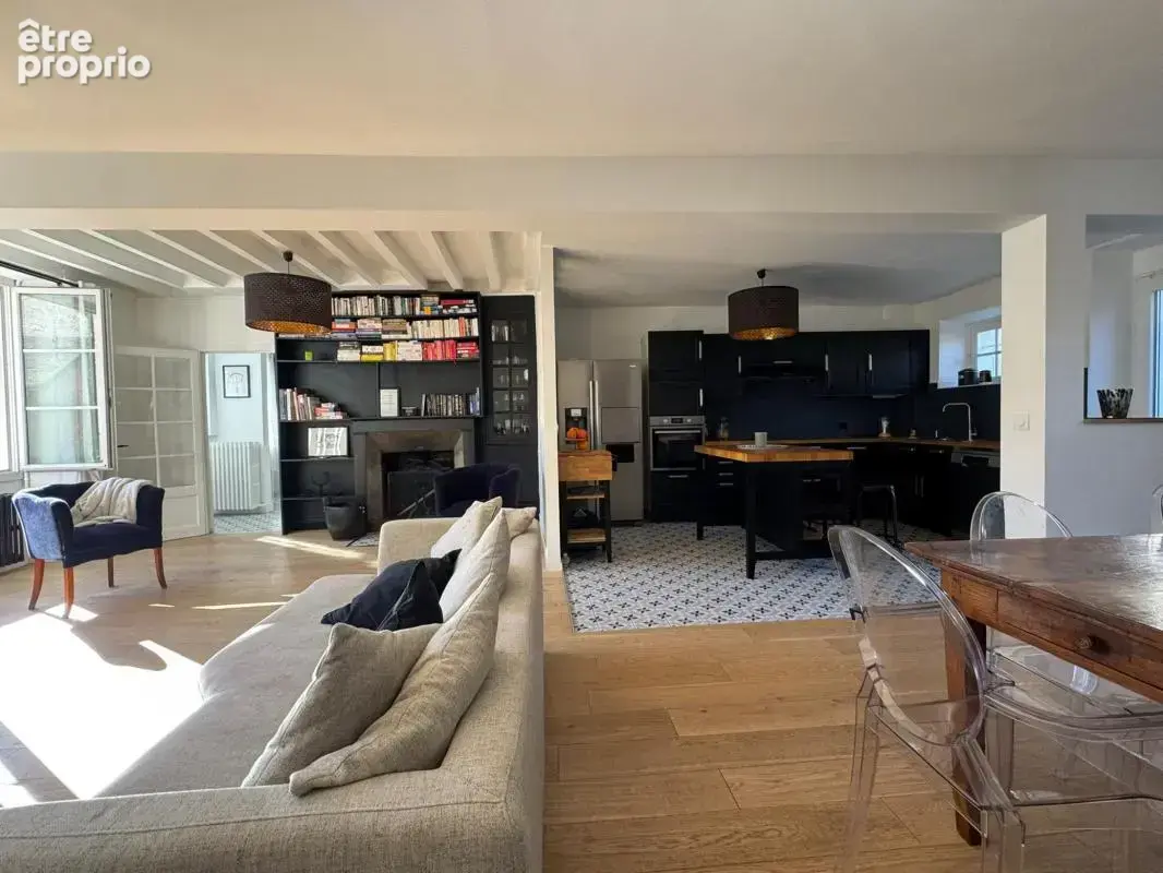 Maison 9 pièces 260 m² à vendre à Machault (77133) - photo 3