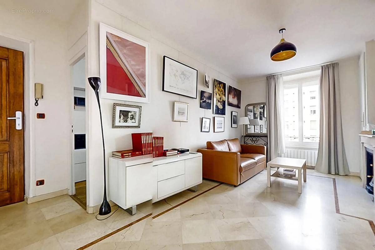 Appartement à LYON-7E