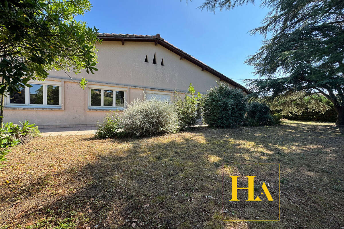 Maison à AYGUESVIVES